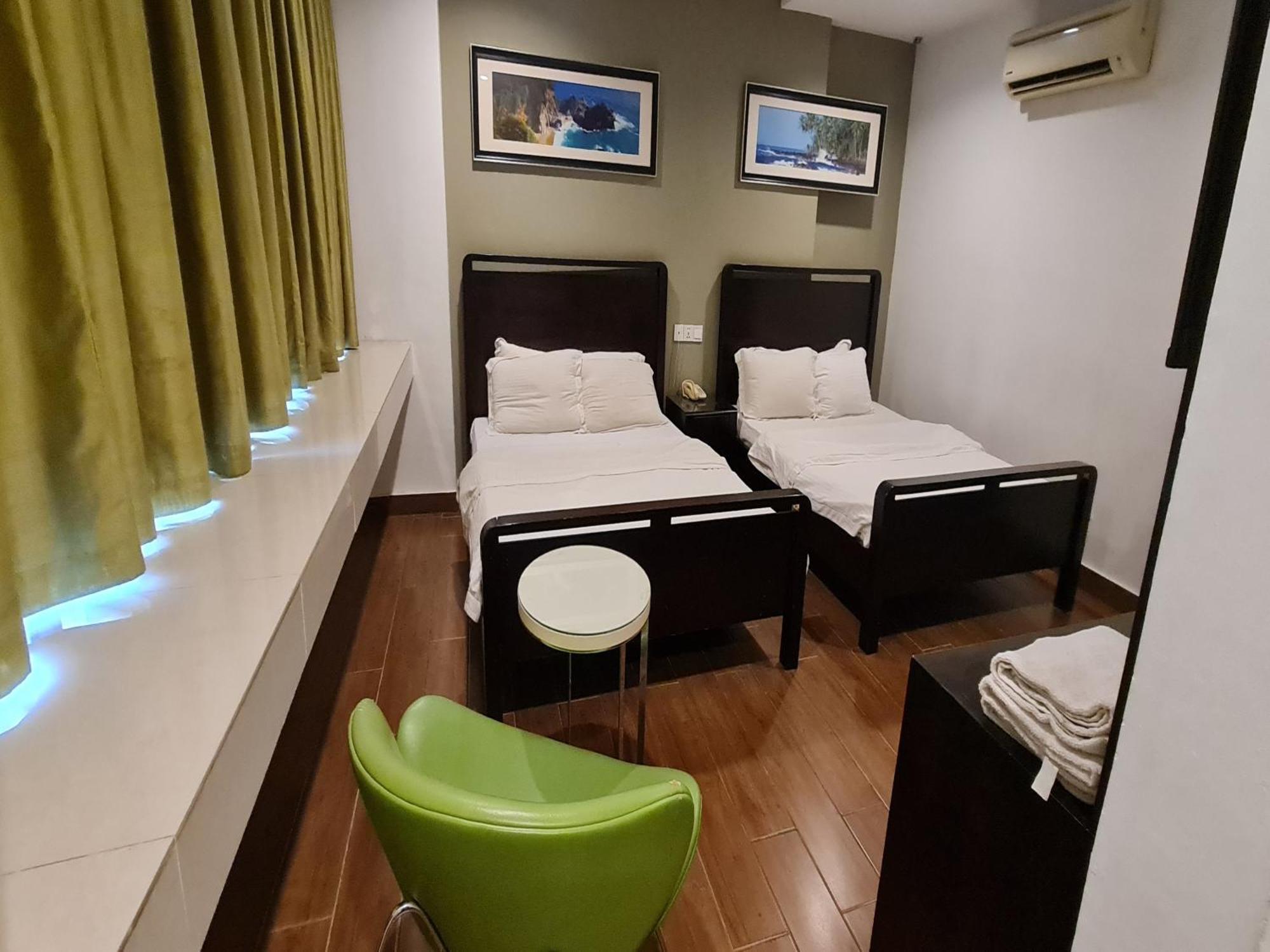 Hotel O Crossroads Hotel Kuala Lumpur Exterior foto