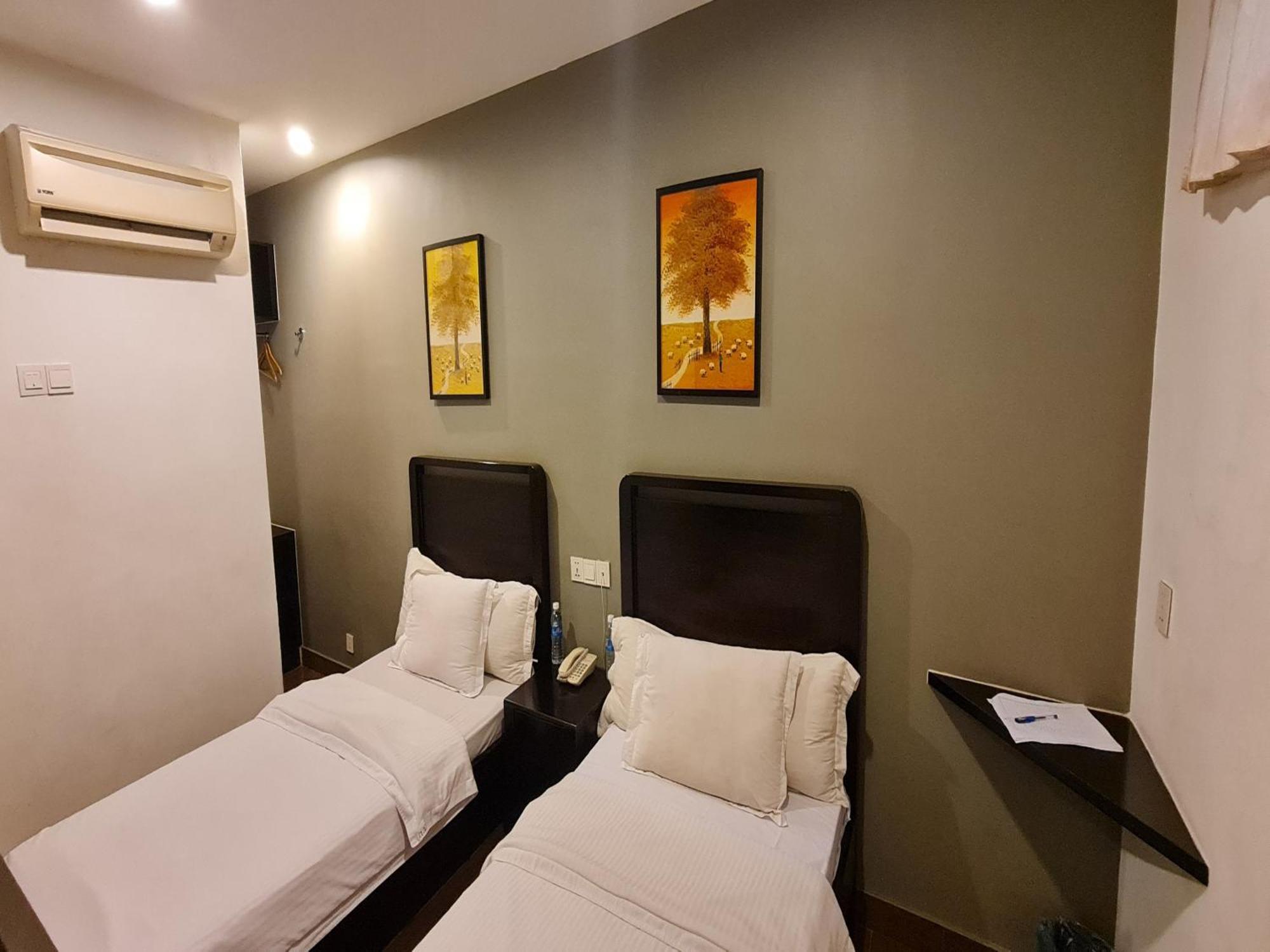 Hotel O Crossroads Hotel Kuala Lumpur Exterior foto